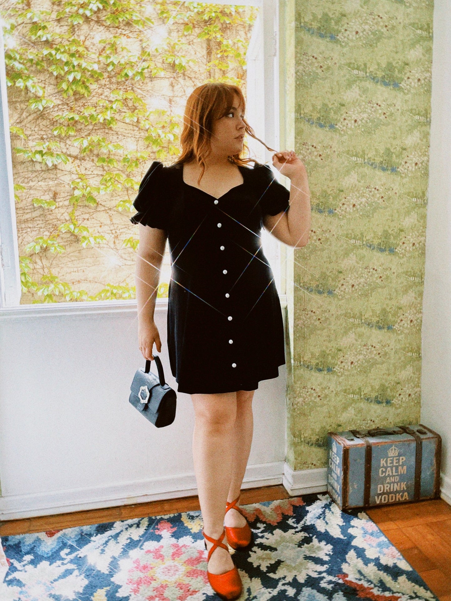 Kirsten Velvet Negro