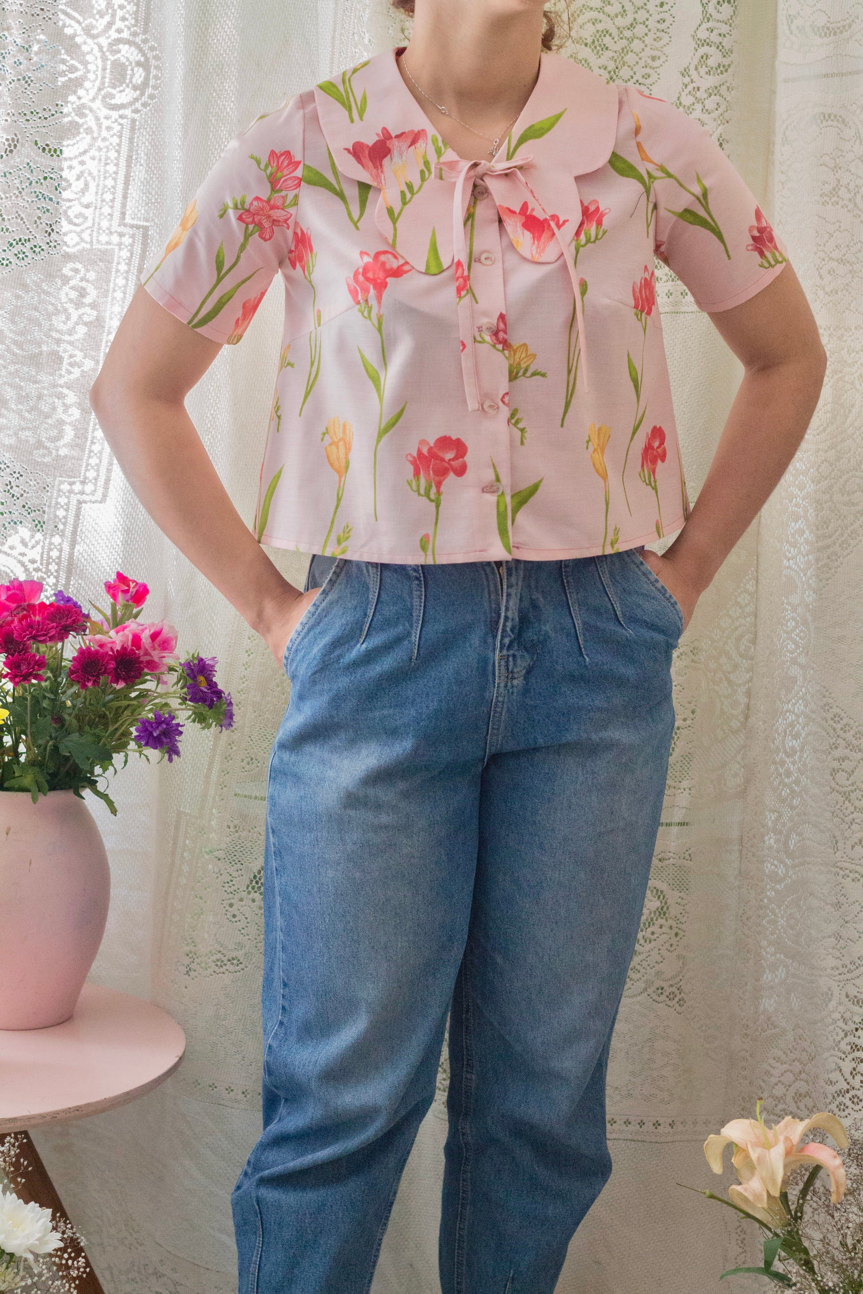 Blusa de Algodón con Cuello Mariposa