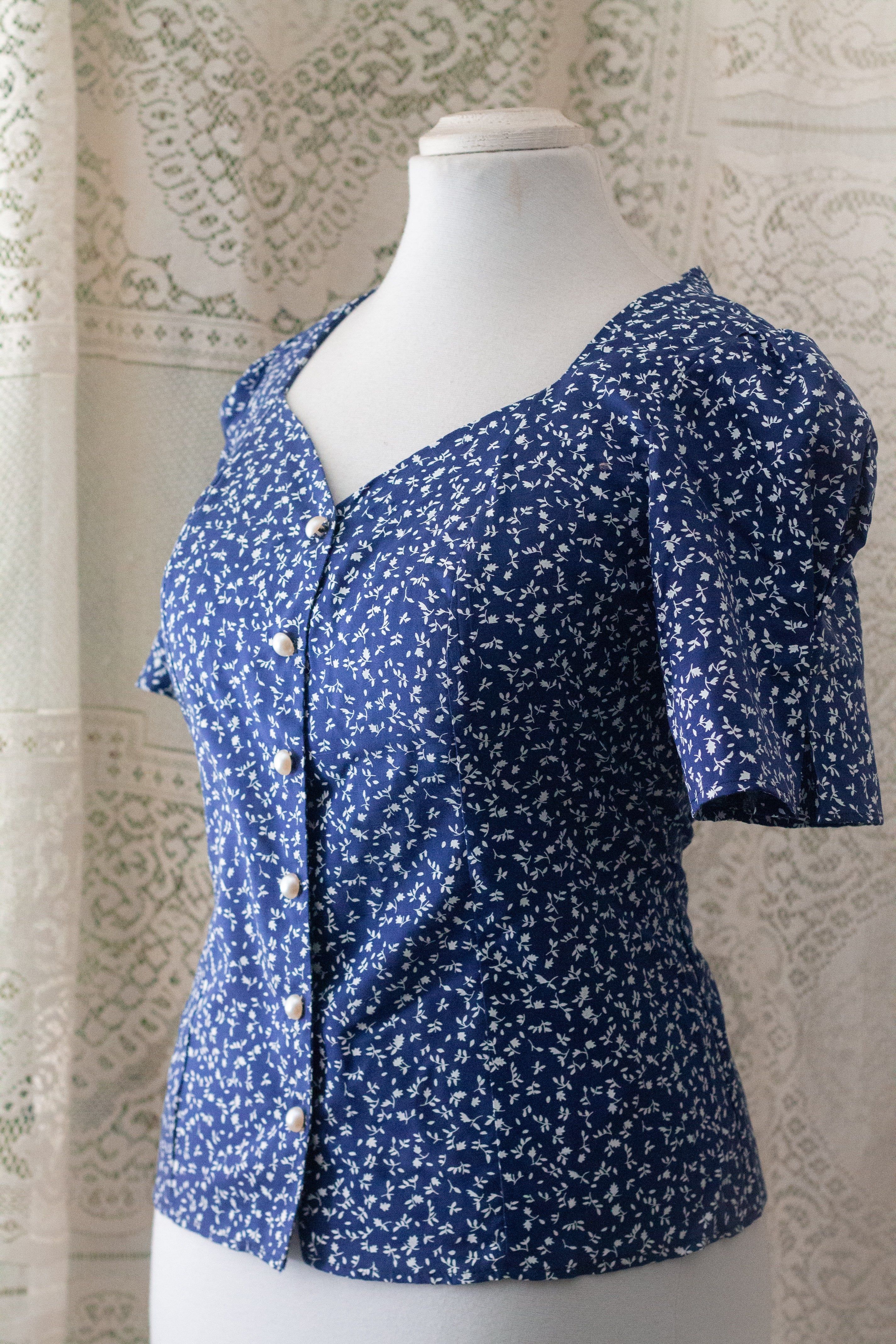 Blusa Heart Comoda y estiliza algodón azul floreado