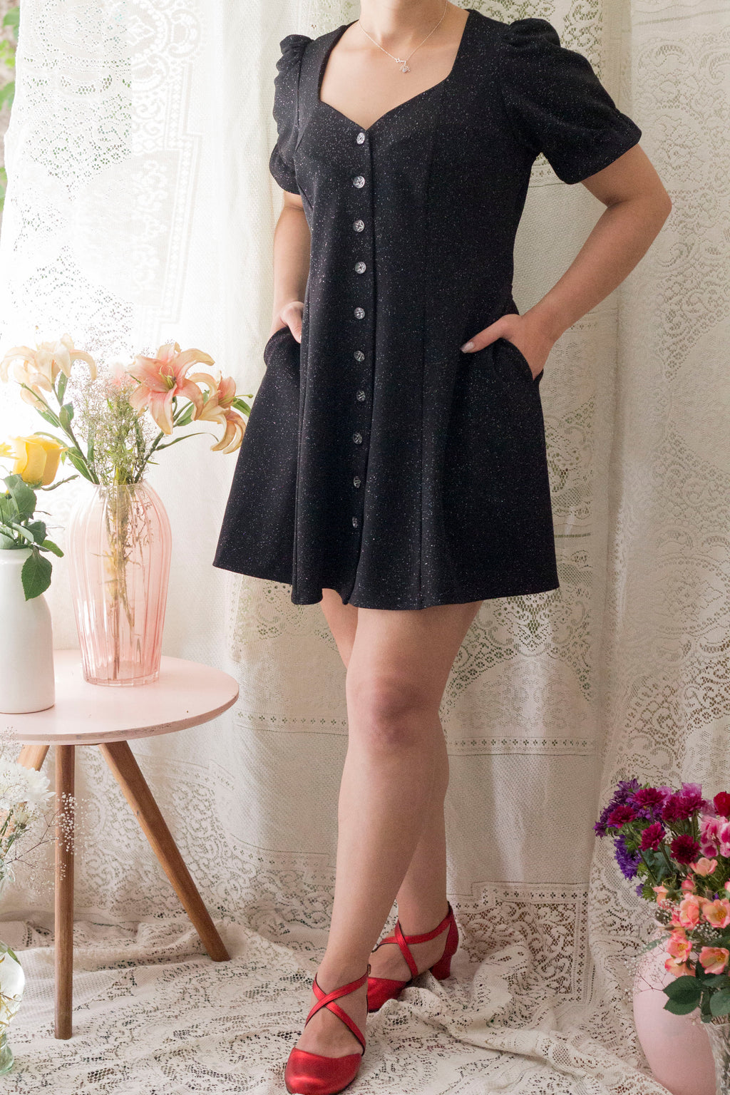 Kirsten Brillos negro perfect para tu año nuevo