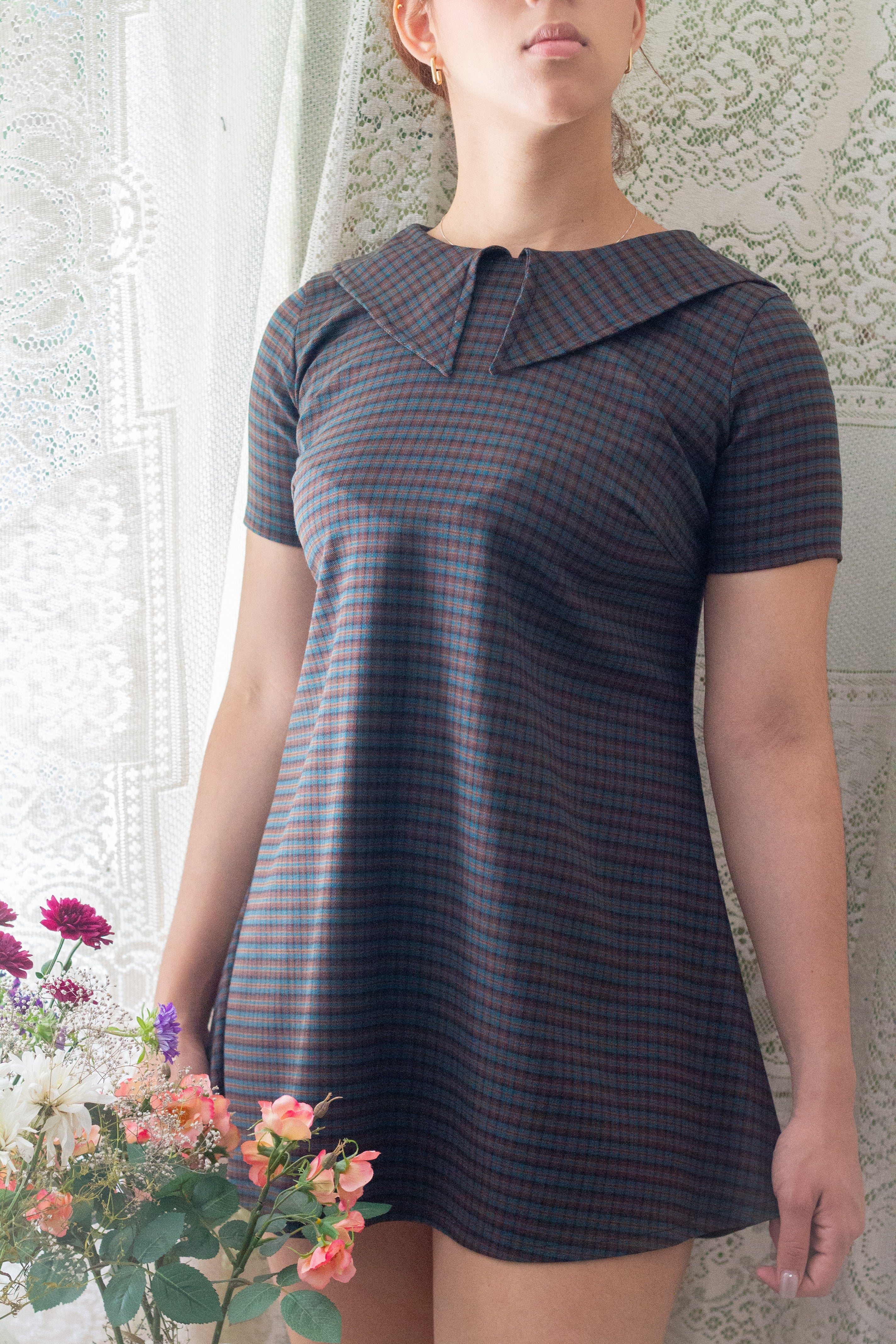 Mini Vestido Mod cuadrille y rojo